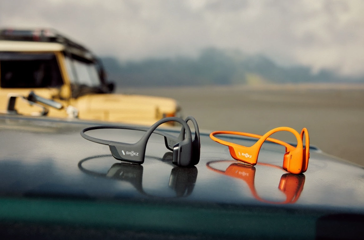 Shokz OpenRun Pro 2: Khi “Rung Động” Phải Chia Sẻ Quyền Lực Với “Sóng Âm”
